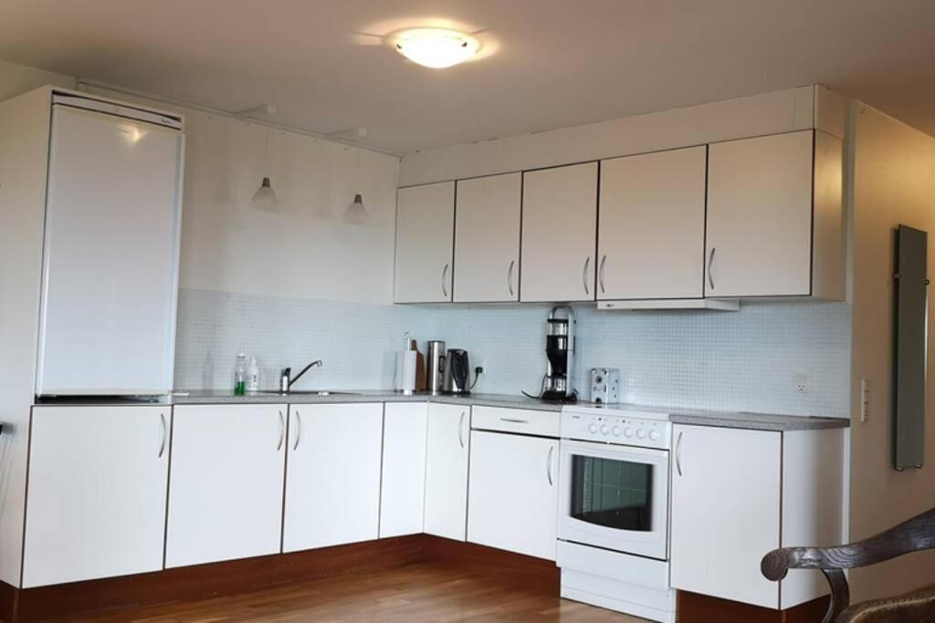 Large Apartment With Fabulous View Of 토르스하운 외부 사진